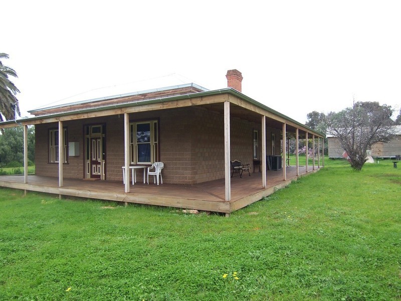 1 St Arnaud Road, Wedderburn VIC 3518