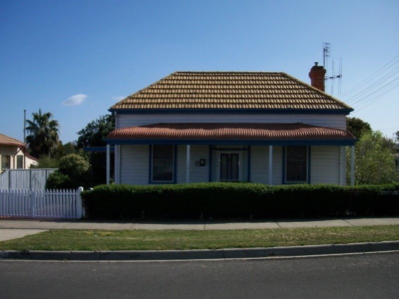 15 Carolin Street, Flora Hill VIC 3550