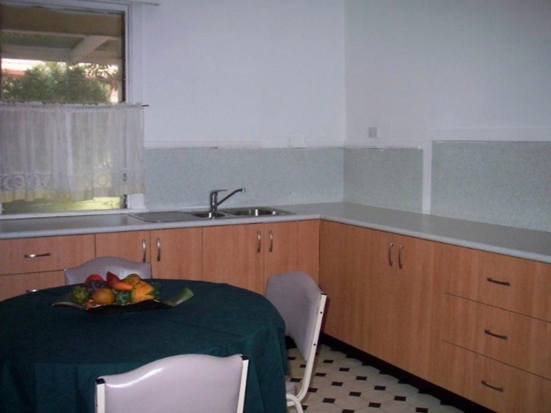 15 Carolin Street, Flora Hill VIC 3550