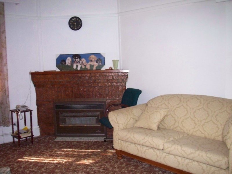 15 Carolin Street, Flora Hill VIC 3550