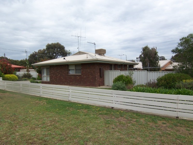 35 Arblaster Street, California Gully VIC 3556
