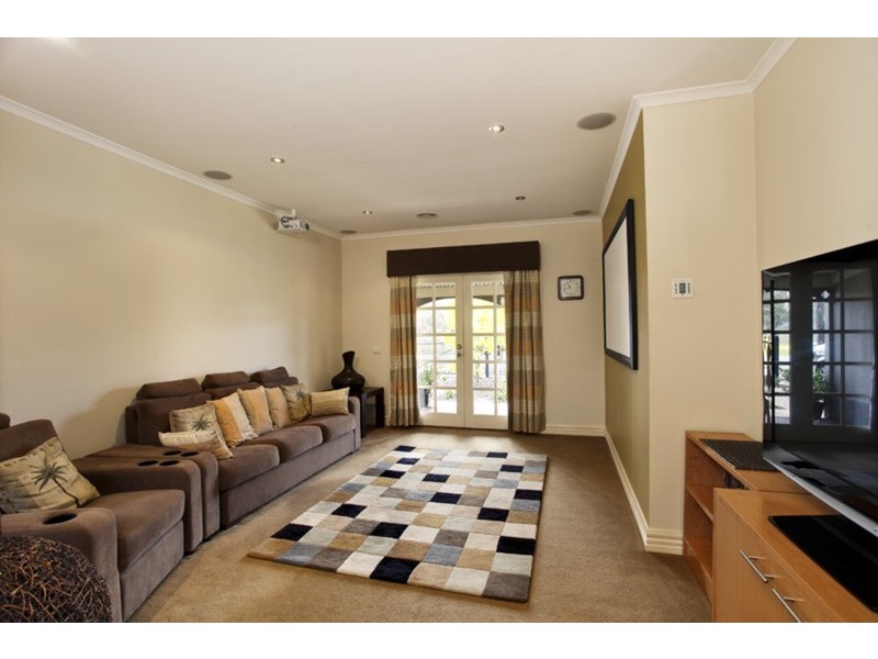 87 Goynes Road, Epsom VIC 3551