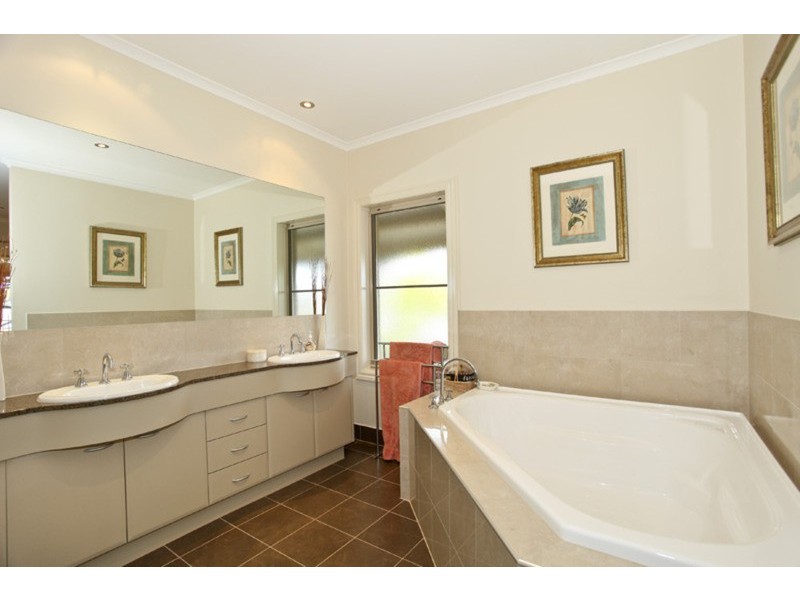 87 Goynes Road, Epsom VIC 3551