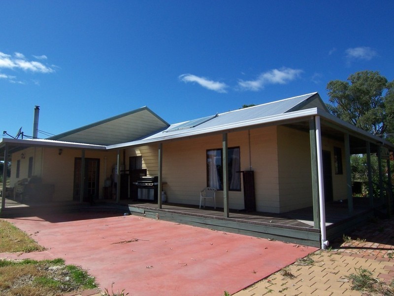19 Giffard Street, Newbridge VIC 3551