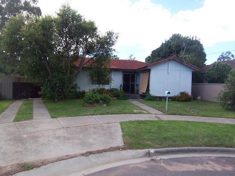 7 Owen Street, Kennington VIC 3550