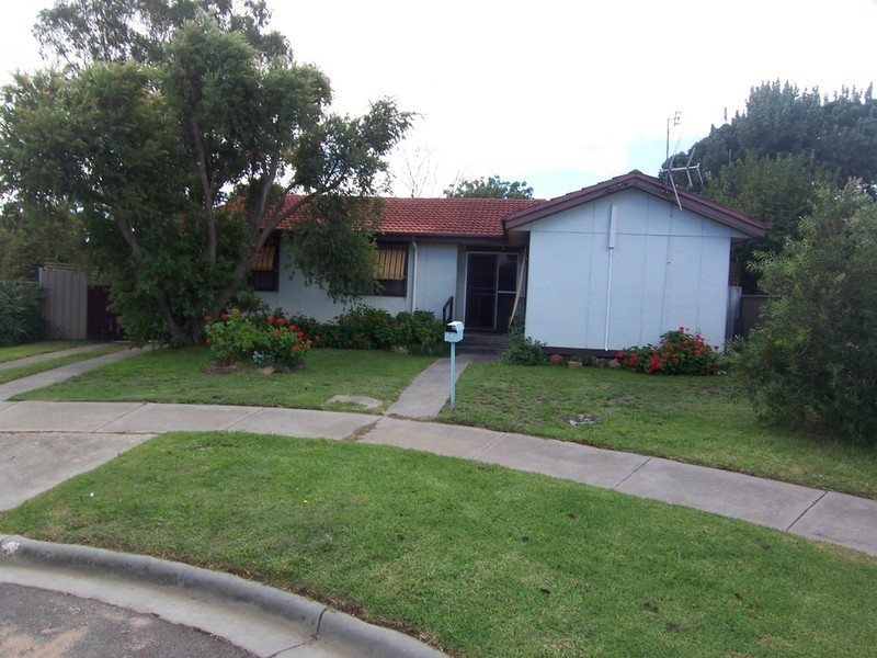 7 Owen Street, Kennington VIC 3550