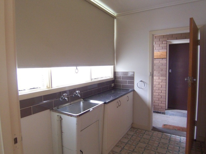 42 Victoria Street, Rochester VIC 3561