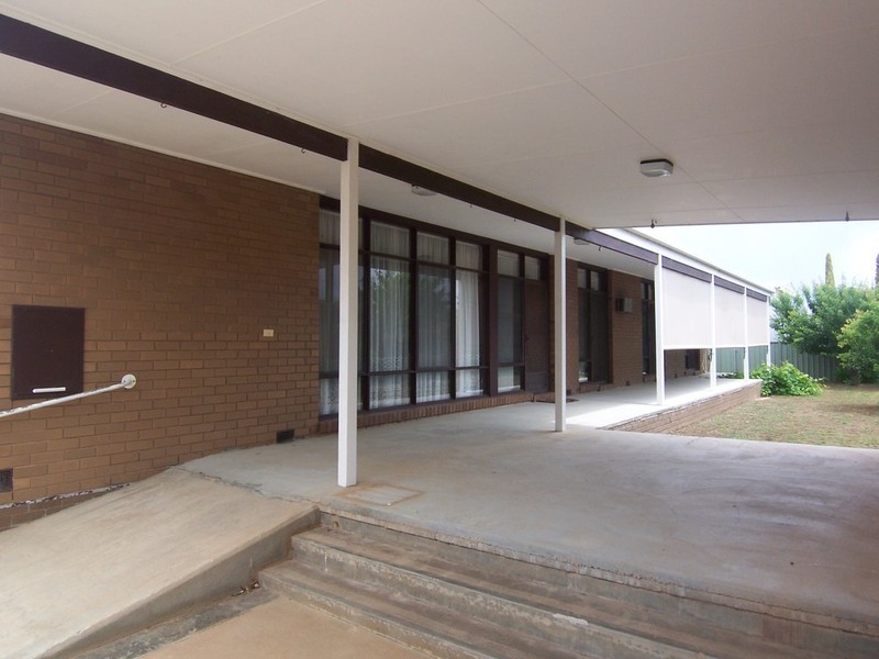 42 Victoria Street, Rochester VIC 3561