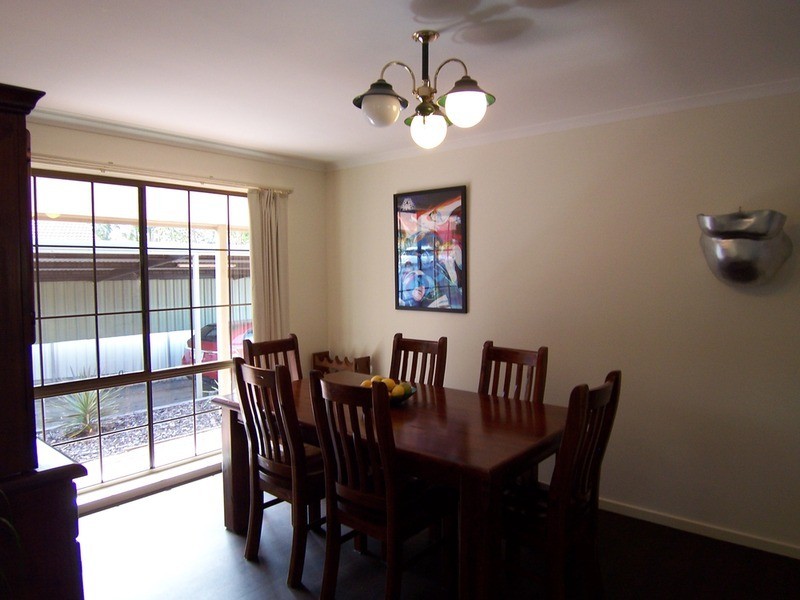 20 Yarunga Drive, Kangaroo Flat VIC 3555