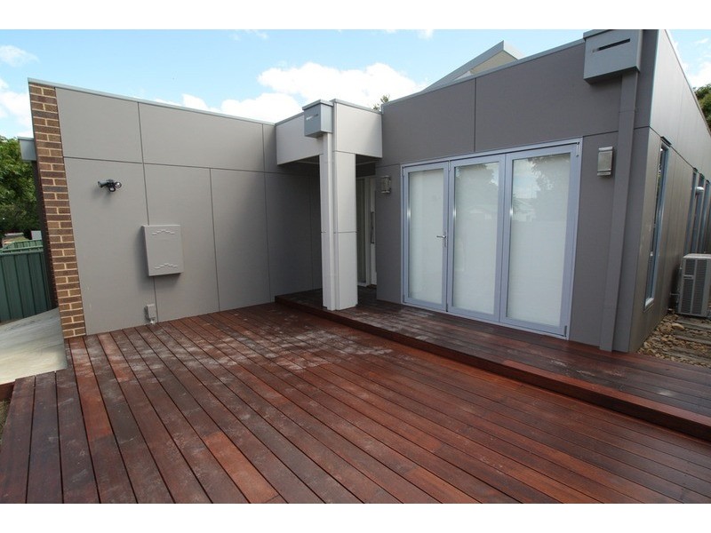 13 Barry Street, Bendigo VIC 3550