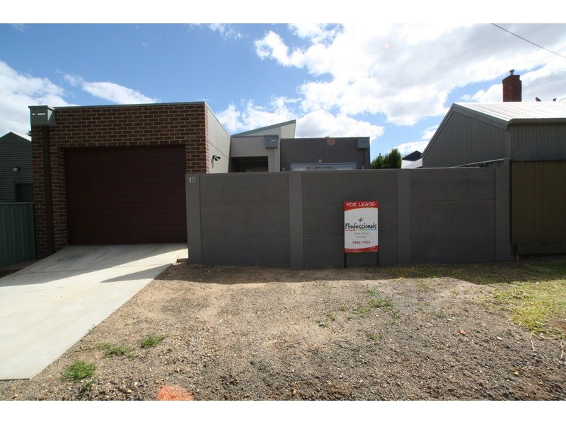13 Barry Street, Bendigo VIC 3550