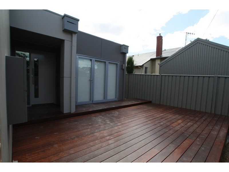 13 Barry Street, Bendigo VIC 3550