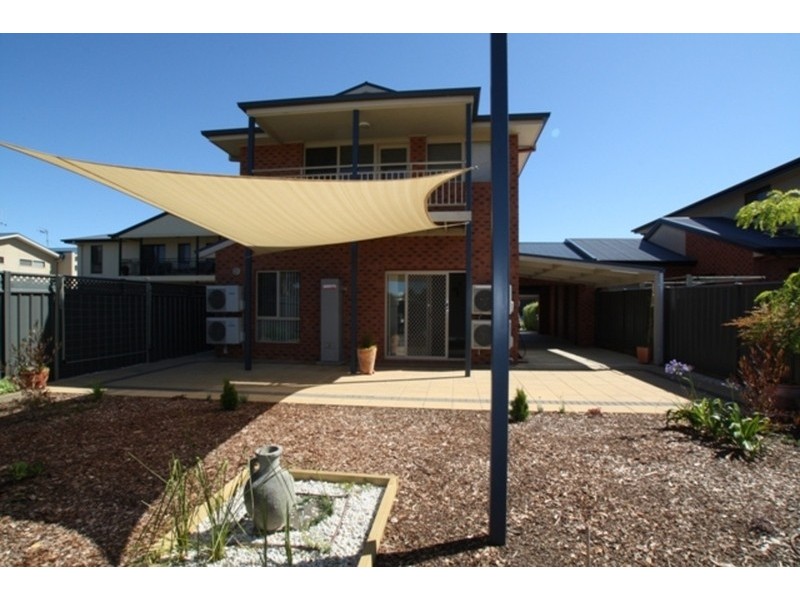 4 Wisteria Court, Quarry Hill VIC 3550