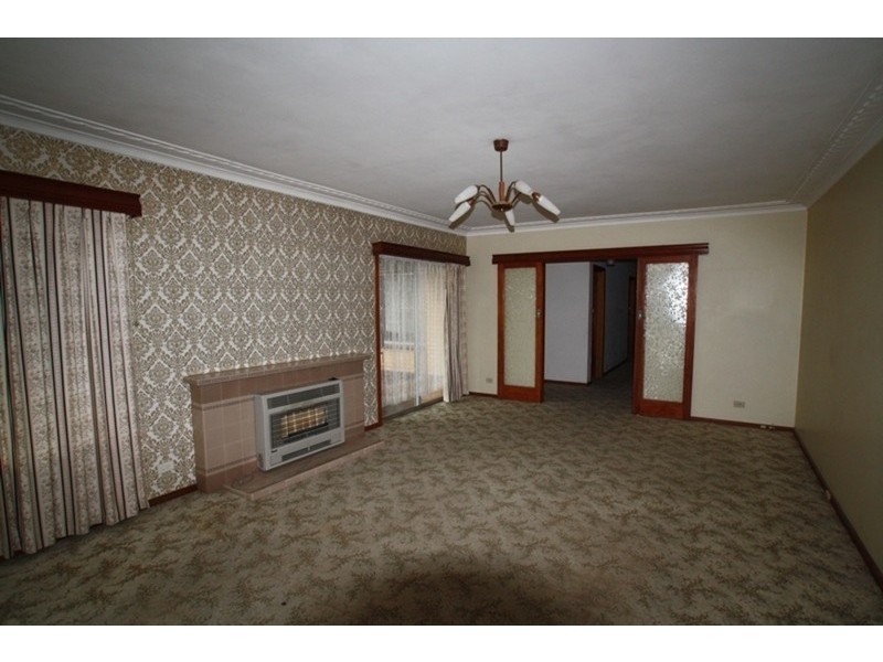 222 High Street, Kangaroo Flat VIC 3555