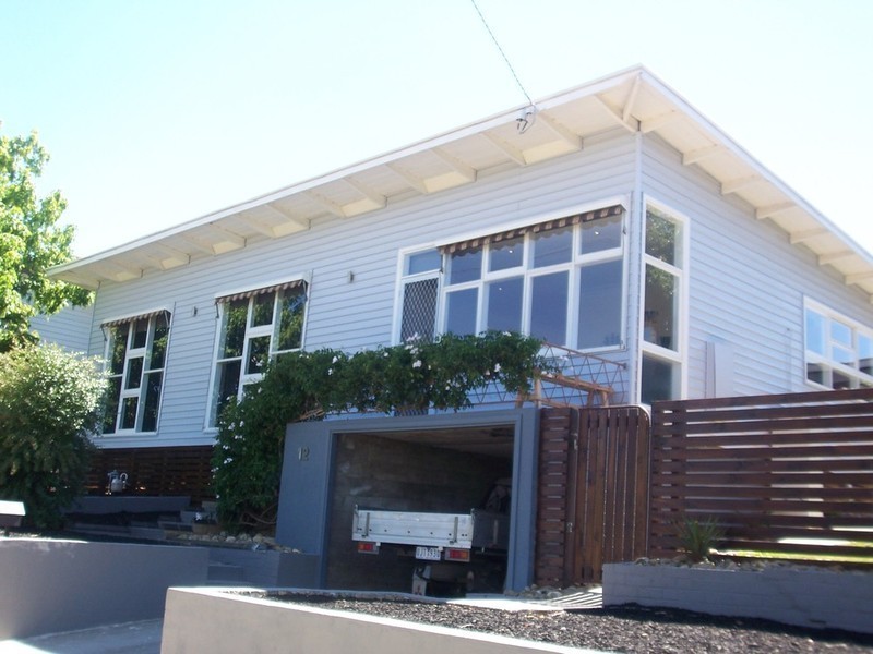 12 Specimen Hill Road, Golden Square VIC 3555