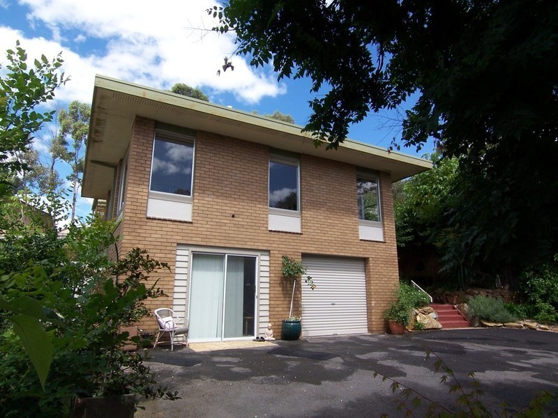 57 Race Street, Flora Hill VIC 3550