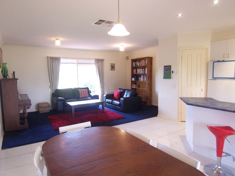 3 William Court, Junortoun VIC 3551