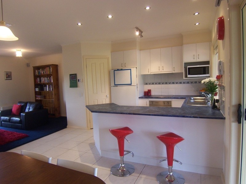 3 William Court, Junortoun VIC 3551