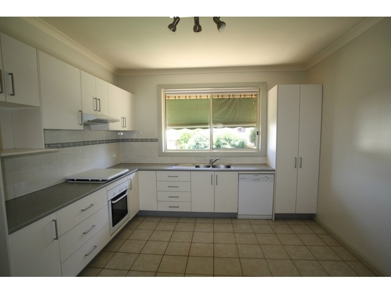 102 Olinda Street, Quarry Hill VIC 3550