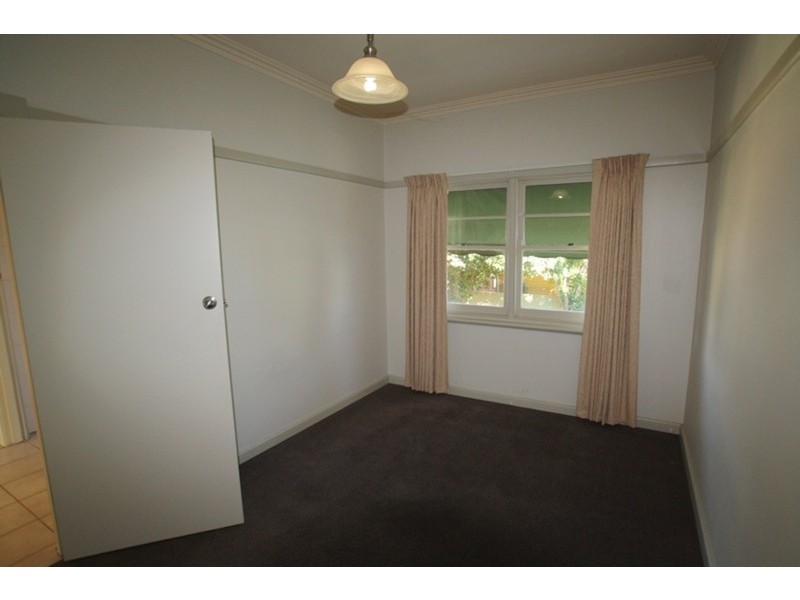 102 Olinda Street, Quarry Hill VIC 3550