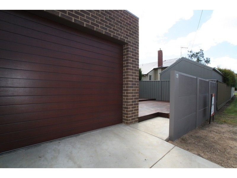 13 Barry Street, Bendigo VIC 3550