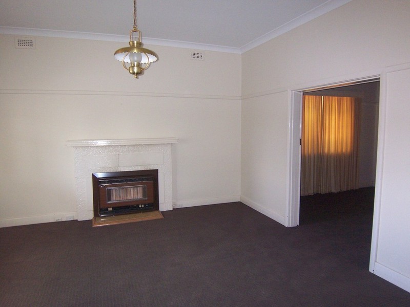 6 Echuca Street, Quarry Hill VIC 3550