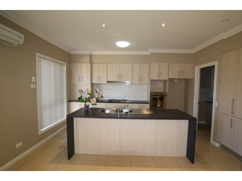4 Wisteria Court, Quarry Hill VIC 3550