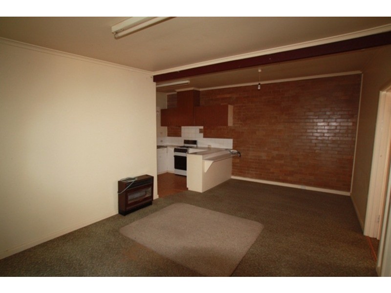 2/34a Curtin Street, Flora Hill VIC 3550