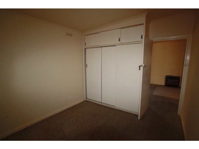 2/34a Curtin Street, Flora Hill VIC 3550