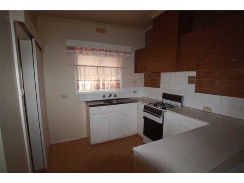 2/34a Curtin Street, Flora Hill VIC 3550