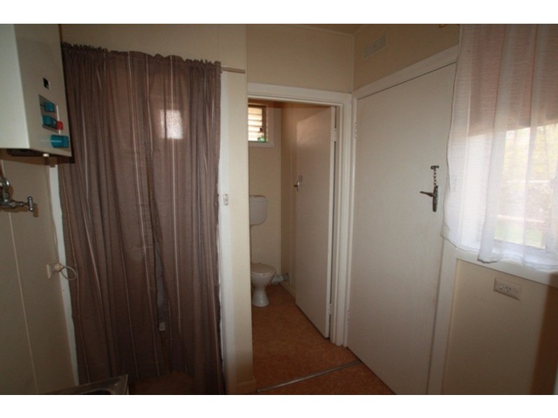 2/34a Curtin Street, Flora Hill VIC 3550