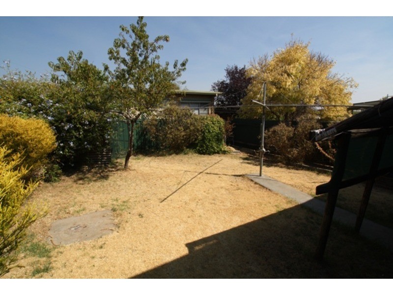 2/34a Curtin Street, Flora Hill VIC 3550