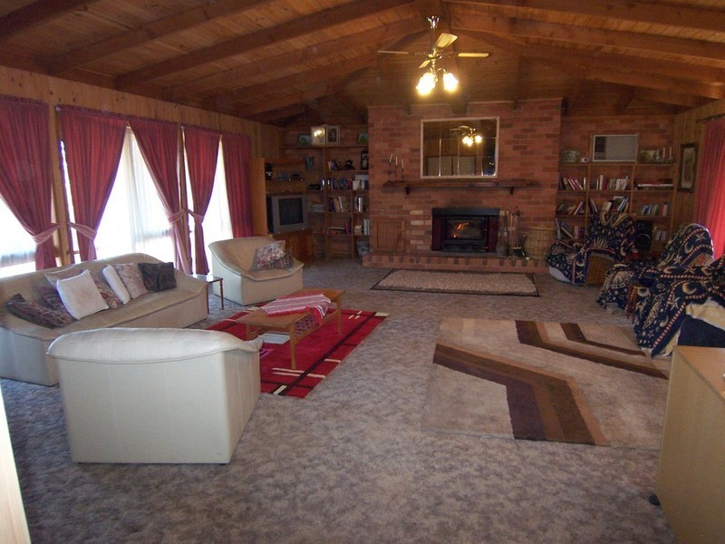 109 Sommerville Road, Wedderburn VIC 3518