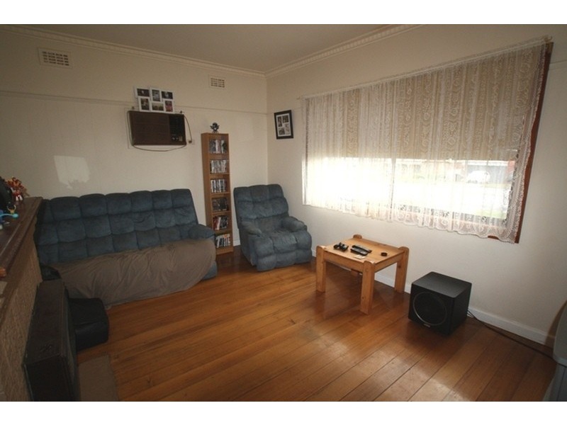 18 Symonds Street, Golden Square VIC 3555