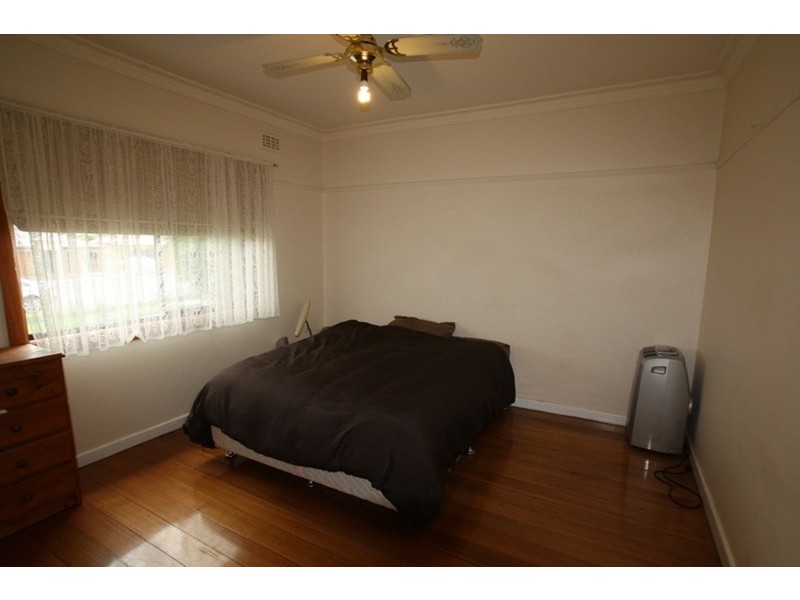 18 Symonds Street, Golden Square VIC 3555