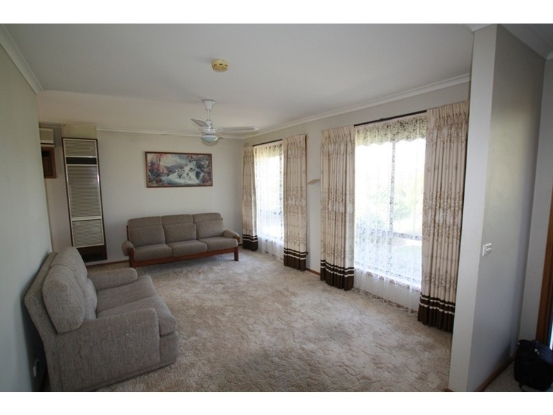 22 Hill Street, Kangaroo Flat VIC 3555