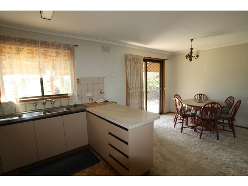 22 Hill Street, Kangaroo Flat VIC 3555