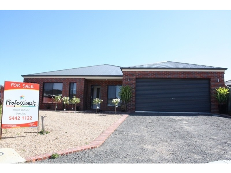 4 Dylana Court, Kangaroo Flat VIC 3555