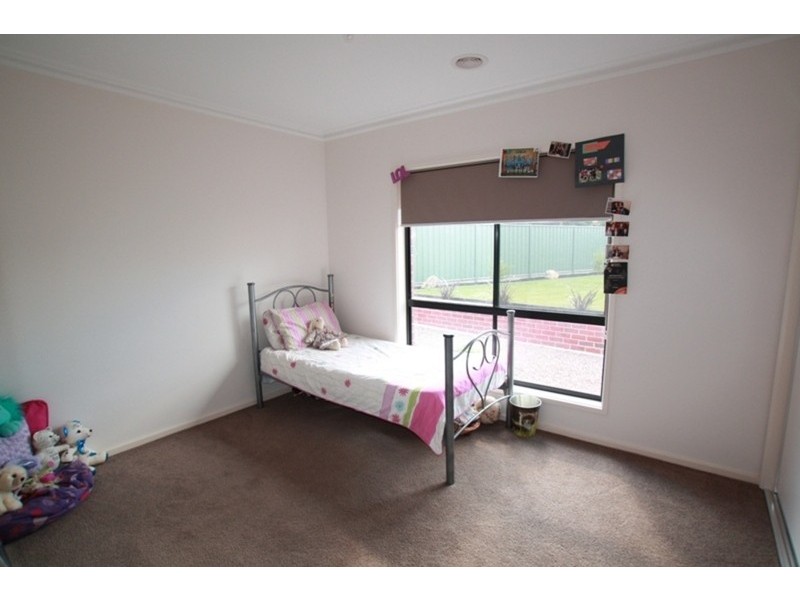 4 Dylana Court, Kangaroo Flat VIC 3555