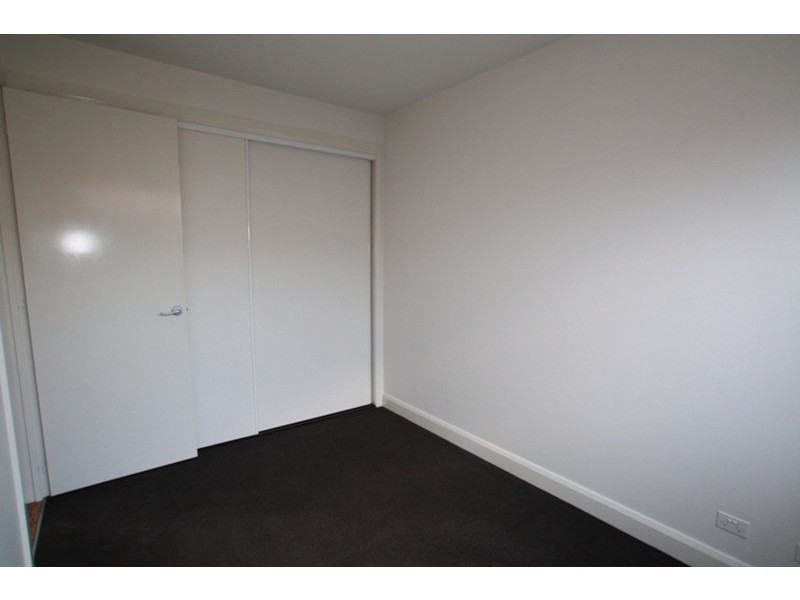 1/17 Osbourne Street, Flora Hill VIC 3550