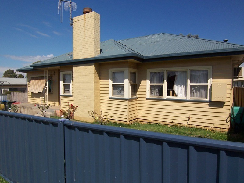 41 Creeth Street, Long Gully VIC 3550