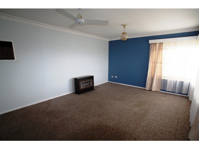 16  Monreith Avenue, Flora Hill VIC 3550