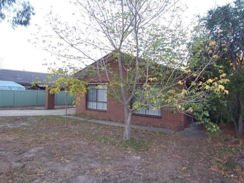 17 Marnie Road, Strathdale VIC 3550
