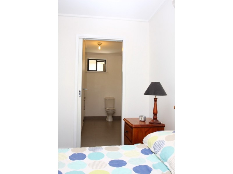 11 Desmond Street, Strathdale VIC 3550