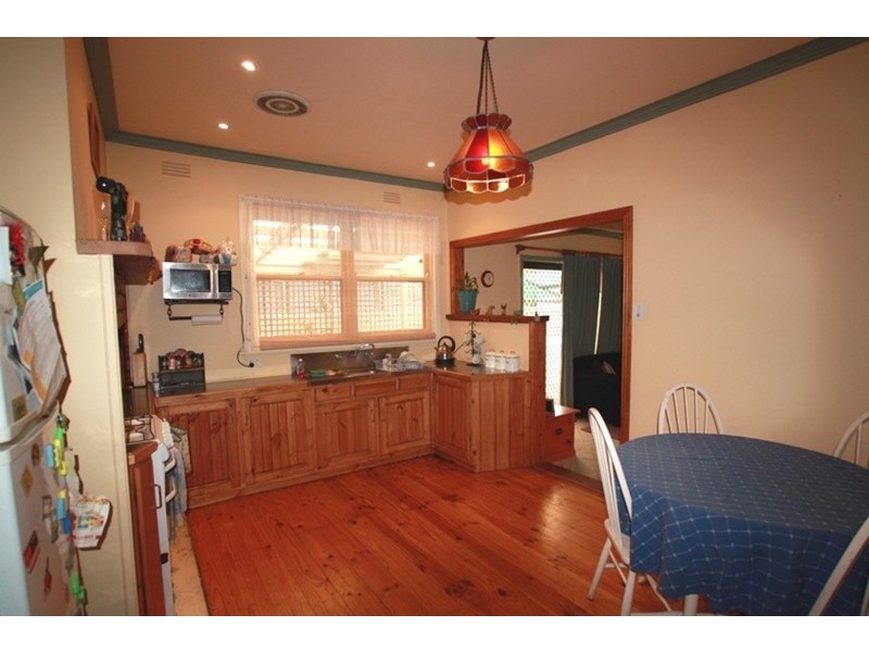 19 Weeroona Avenue, Bendigo VIC 3550