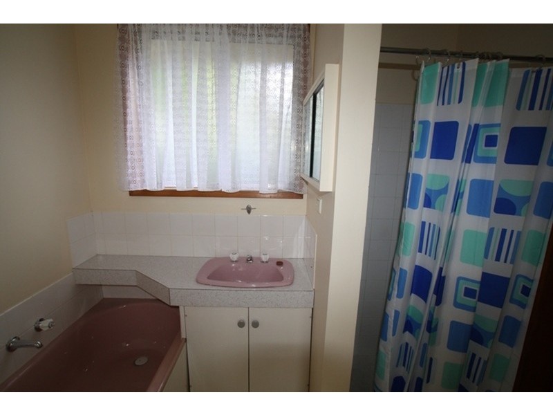 16  Monreith Avenue, Flora Hill VIC 3550