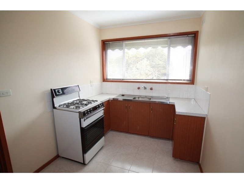 16  Monreith Avenue, Flora Hill VIC 3550