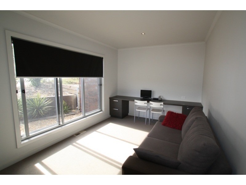 4 Lillie Lane, Strathdale VIC 3550