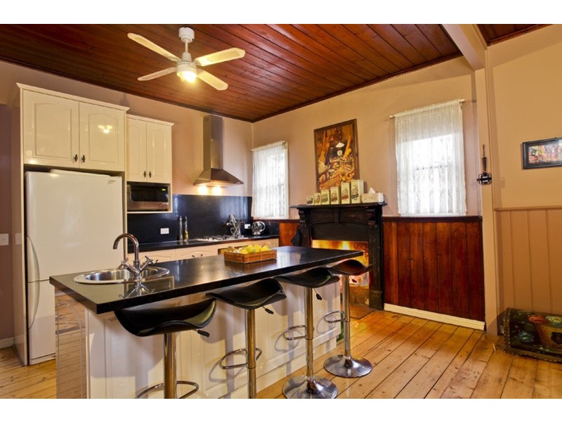 13 Brown Street, California Gully VIC 3556