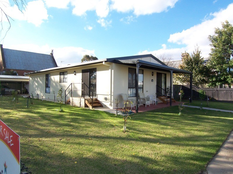 16 Verdon Street, Inglewood VIC 3517